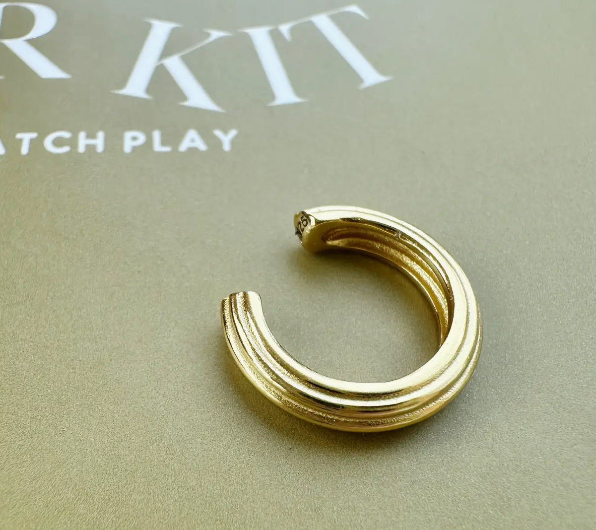 Clara Cuff