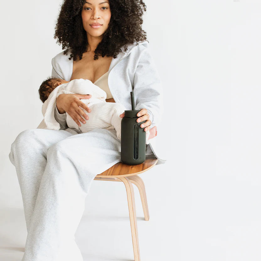 MAMA BOTTLE | The Hydration Tracking Water Bottle for Pregnancy & Nursing | 27oz (800ml)