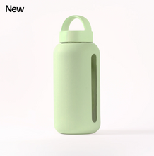 Load image into Gallery viewer, MAMA BOTTLE | The Hydration Tracking Water Bottle for Pregnancy &amp; Nursing | 27oz (800ml)
