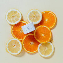 Load image into Gallery viewer, Pure C- Vitamin C mixing crystals
